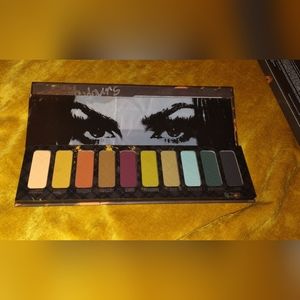 Melt cosmetics Fatally Yours pallet plus extras
